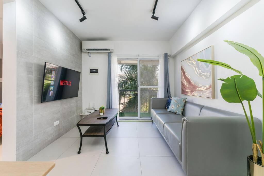Airport Express Hostel E-527, 2 Minutes To Airport,Fast Wifi, Free Netflix มักตัน ภายนอก รูปภาพ